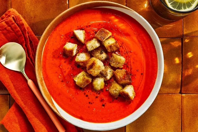 Creamy Tomato Soup with Buttery Croutons